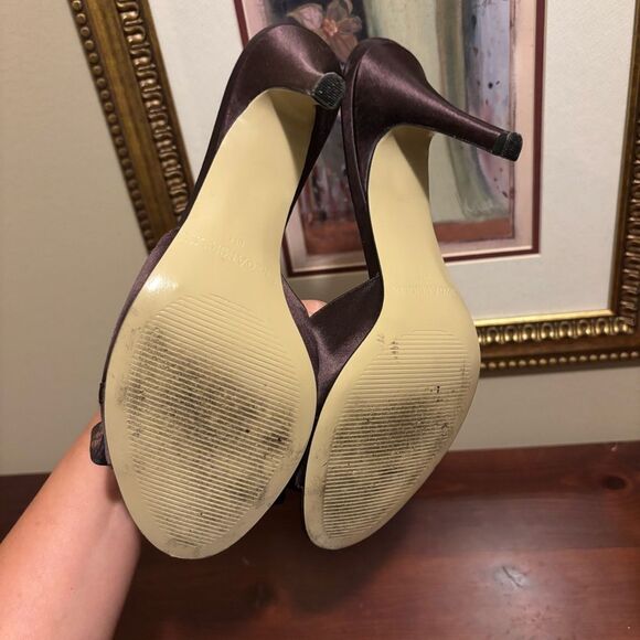 Enzo Angiolini Aedeka Brown Satin Animal Print Chiffon Ruffle Open Toe Heels 8 - Picture 5 of 10